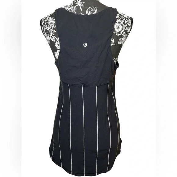 LULULEMON Run First Base Tank Top - Picture 2 of 7